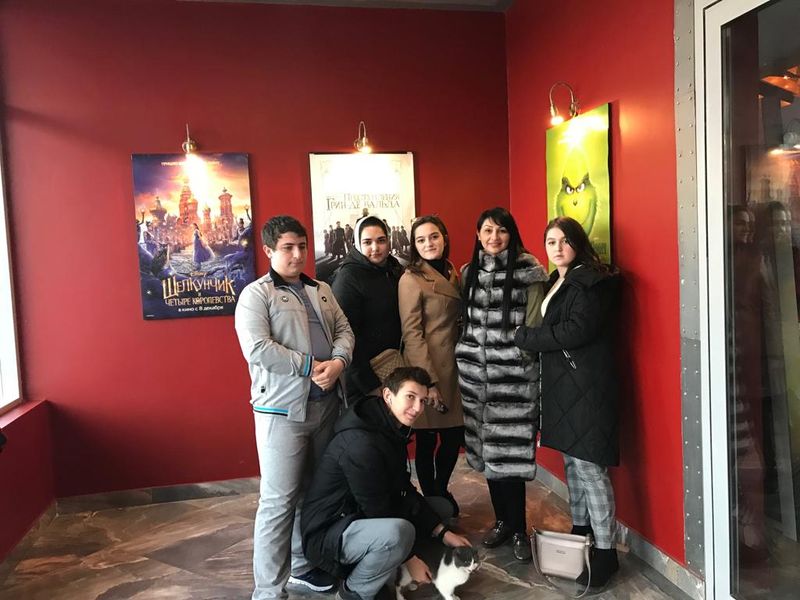 Студенты и кураторы сходили на премьеру фильма
